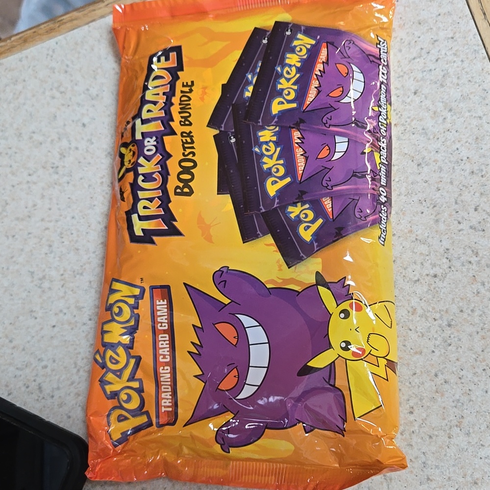 SEALED Halloween BOOster BUNDLE Pokémon Trick or Trade Booster Bundle Dated 2022